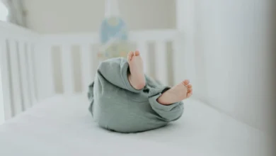 How to Get Newborn to Sleep in Bassinet